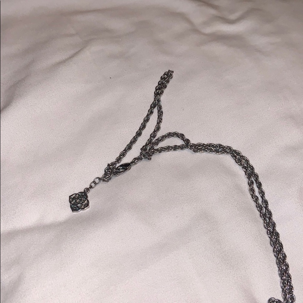 Kendra Scott necklace - Picture 3 of 3
